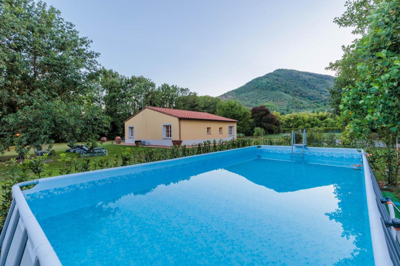 Villa Bassotta, A Charming Cottage 卢卡 外观 照片