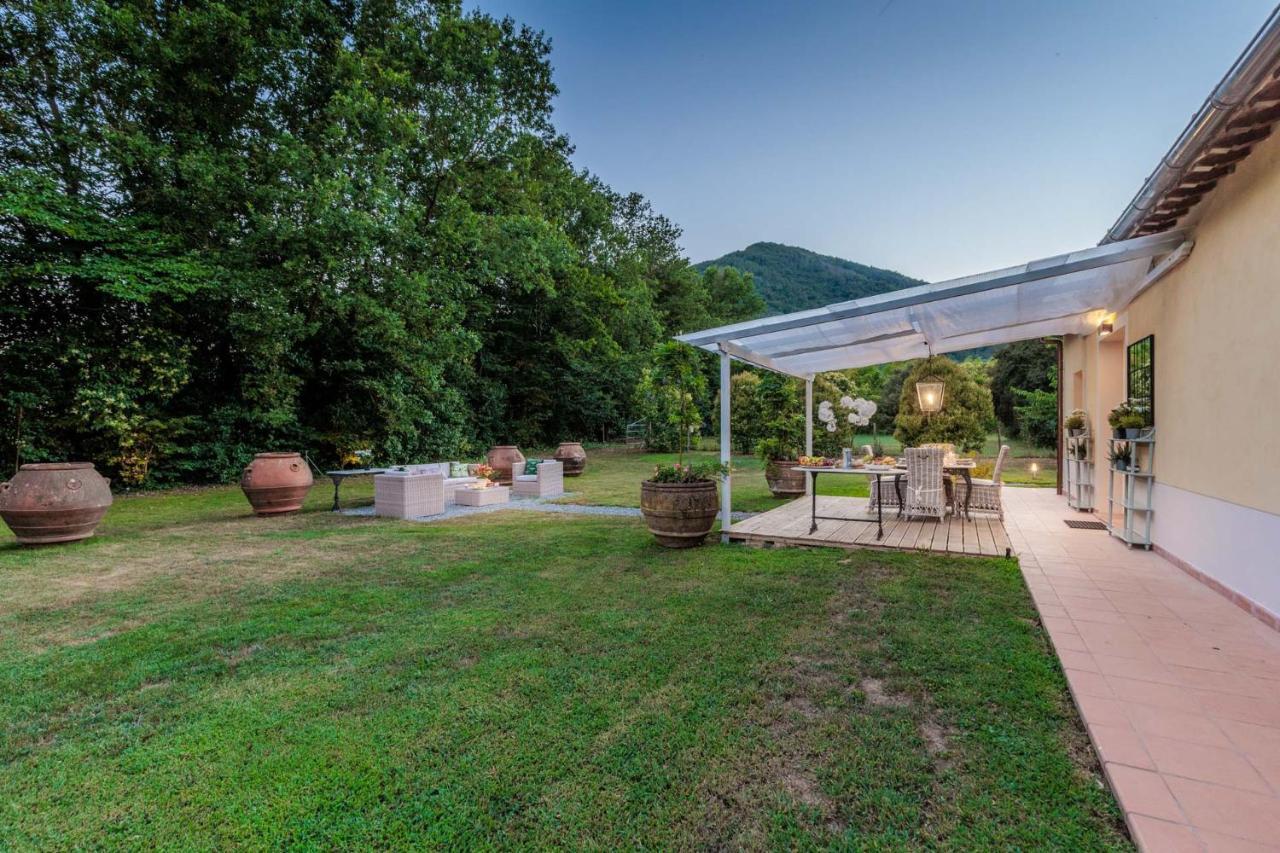 Villa Bassotta, A Charming Cottage 卢卡 外观 照片