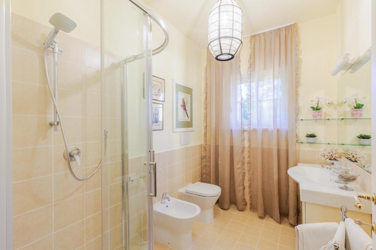 Villa Bassotta, A Charming Cottage 卢卡 外观 照片