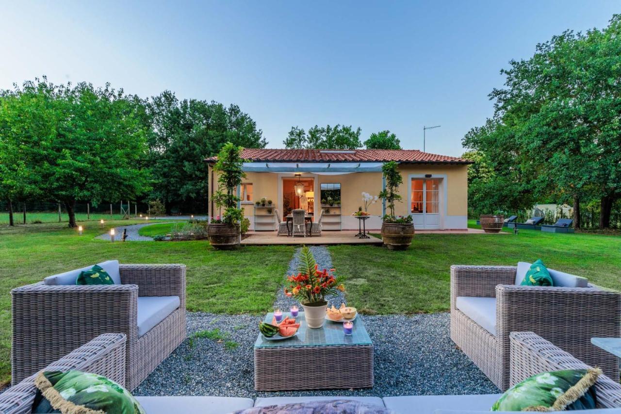 Villa Bassotta, A Charming Cottage 卢卡 外观 照片