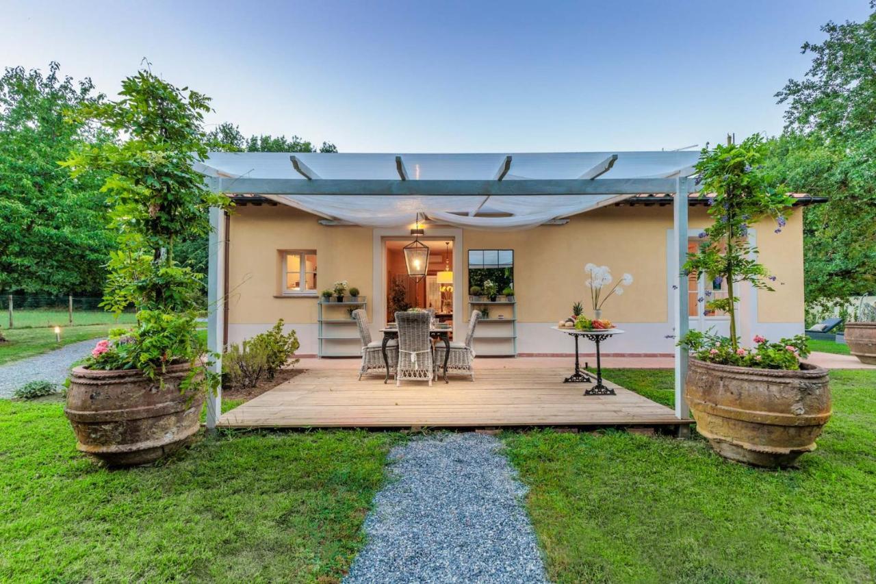 Villa Bassotta, A Charming Cottage 卢卡 外观 照片