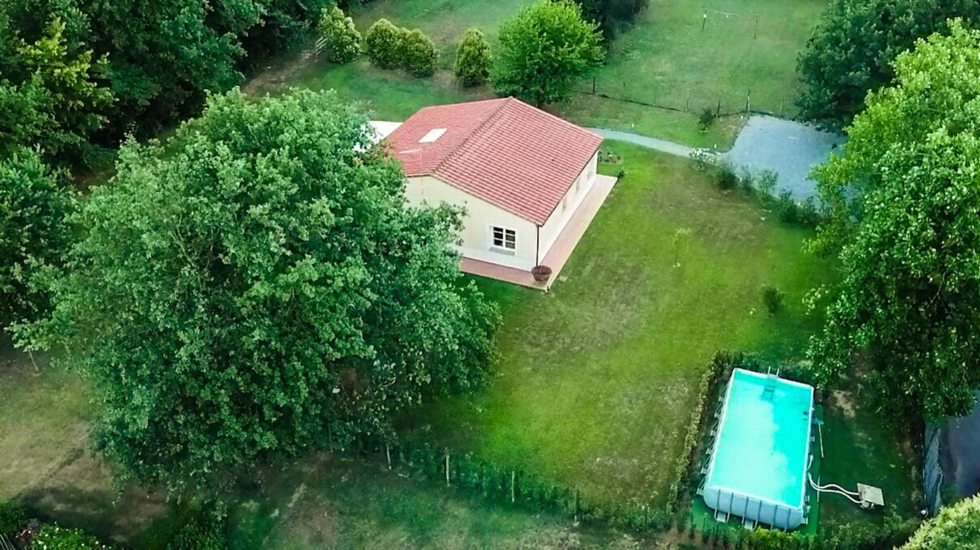 Villa Bassotta, A Charming Cottage 卢卡 外观 照片