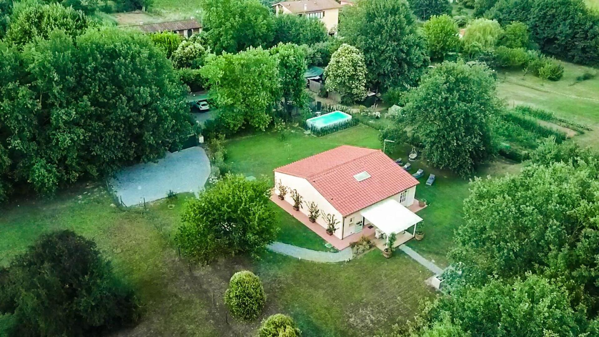 Villa Bassotta, A Charming Cottage 卢卡 外观 照片